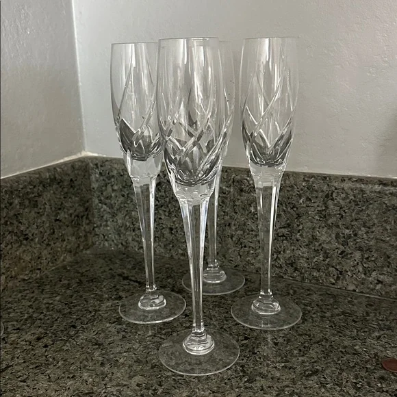 Vintage Mikasa Olympus Champagne Flutes • Set of 4 • MINT CONDITION - Picture 1 of 1